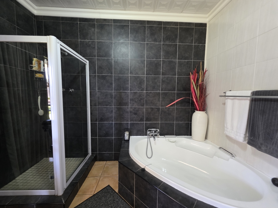 3 Bedroom Property for Sale in Doorn Free State
